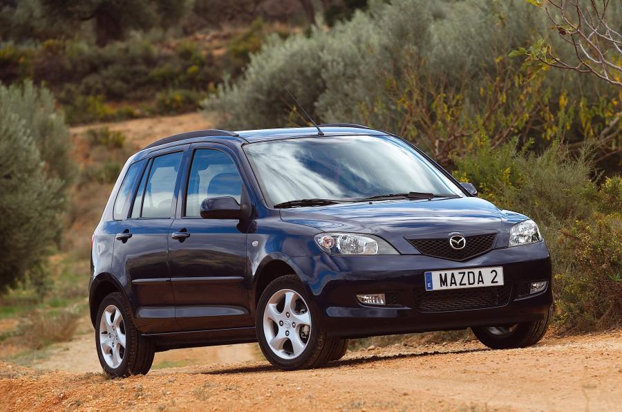  Mazda2 2002 года  (фото 39 из 113)